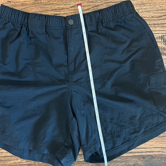 Columbia hiking shorts - Picture 6 of 7